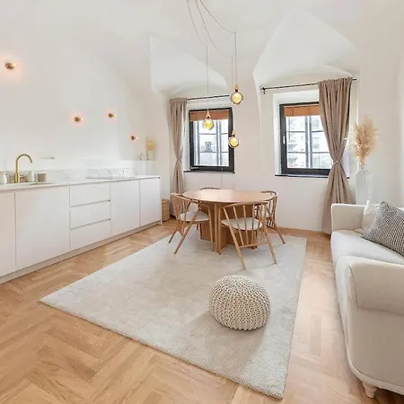 Razkosno Stanovanje Na Grajskem Gricu Apartment